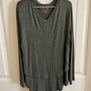 Latched Mama Long Sleeve V-Neck Nursing Tee